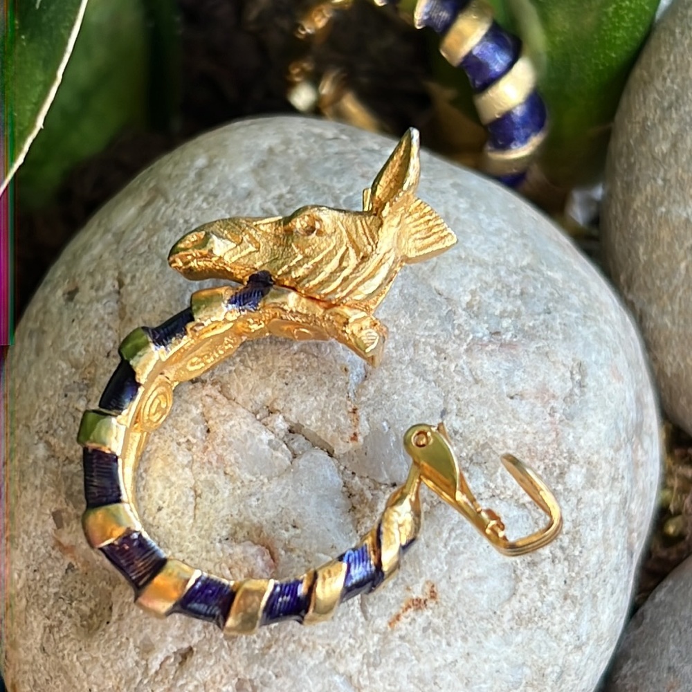 Hattie Carnegie Earrings Missing Tiny Eye Stone - image 3